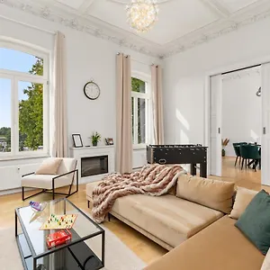 Appartement Homey - Riverside - Mit Weserblick Und Parkplatz, Bremen